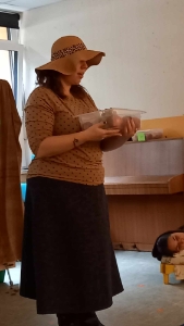 Teta Jesen ni pozaabila na otroke