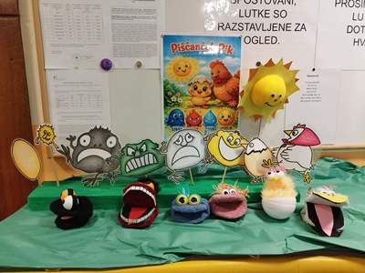 Piščanček pik, razstava skupine Ribice