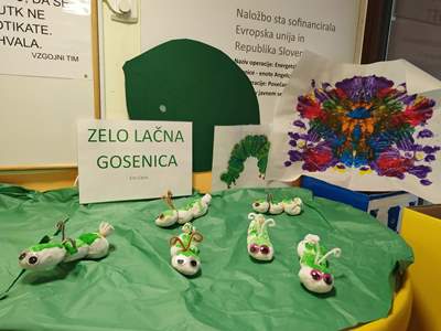 Zelo lačna gosenica, razstava skupine Zmajček,