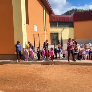 Nestrpno čakamo na vrsto in glasno navijamo