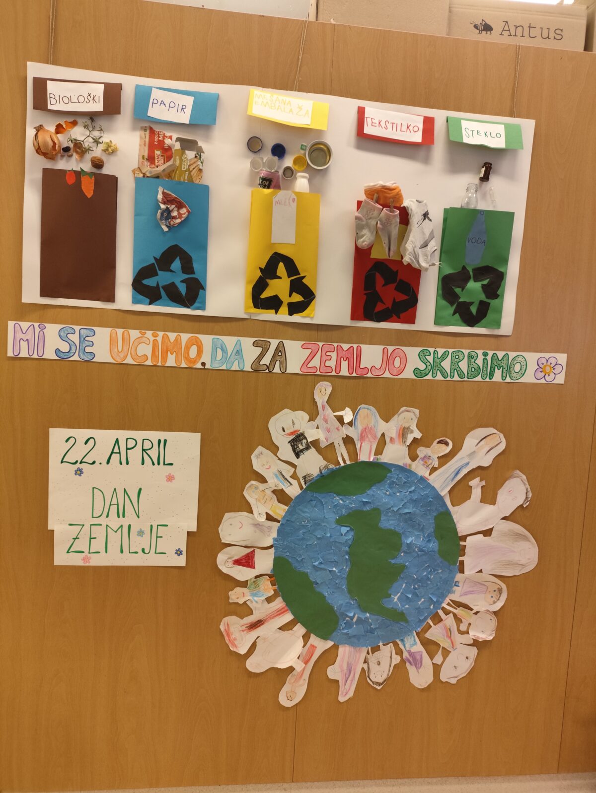 dan zemlje pri volkcih