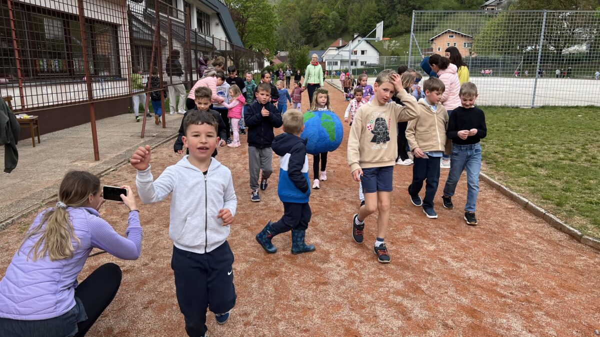 Tek s šolarji