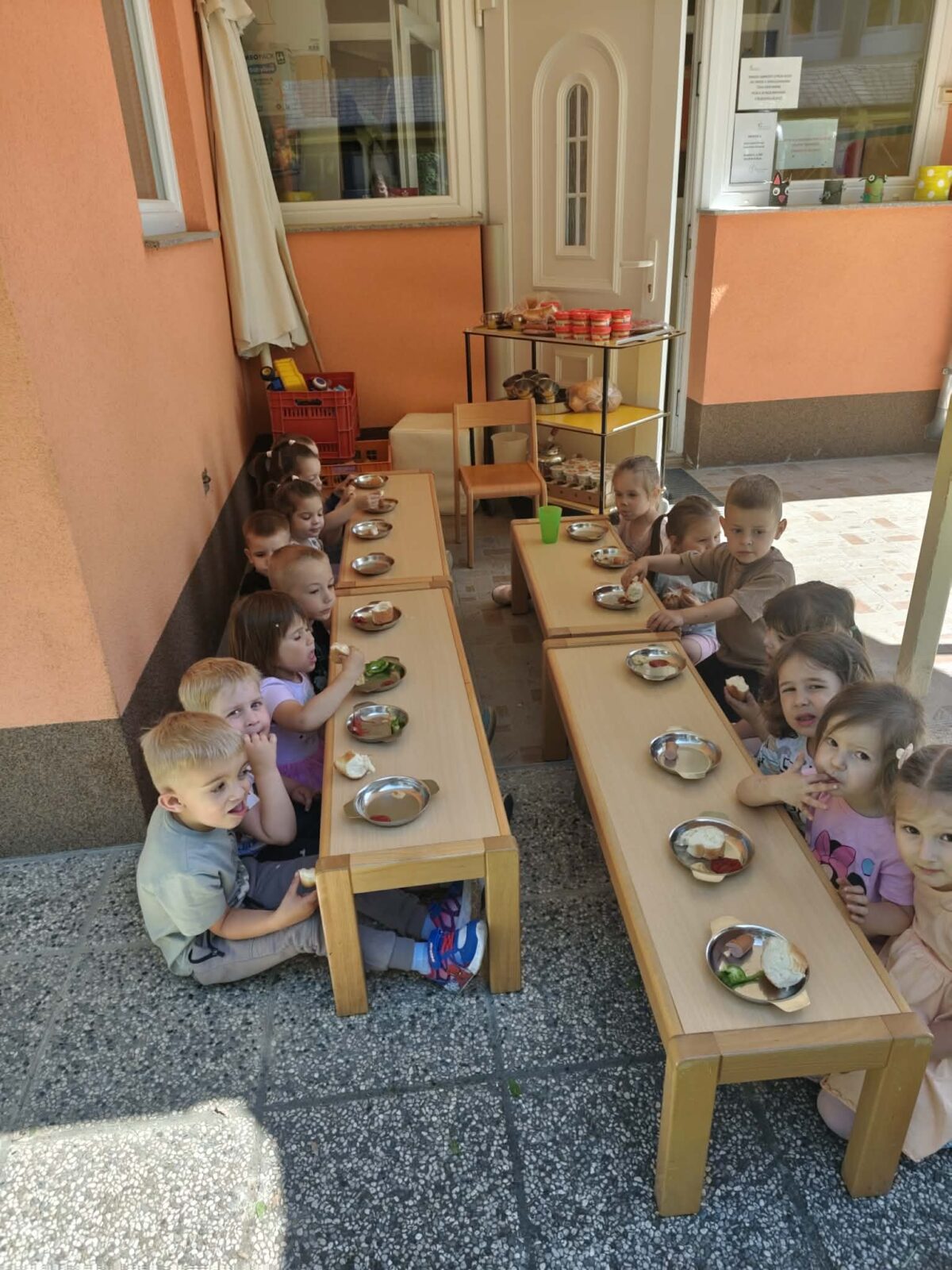 Piknik – otroci iz skupine Mravljica